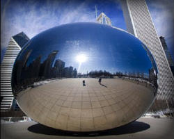 The Millennium Park Statue in Chicago